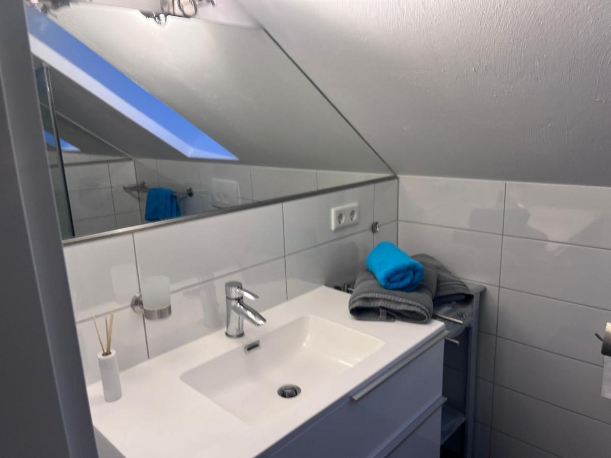 Willkommen Zuhause - Traumhafte, Zentrale Ferienwohnung In Kurstadt Бад-Эйнхаузен Экстерьер фото